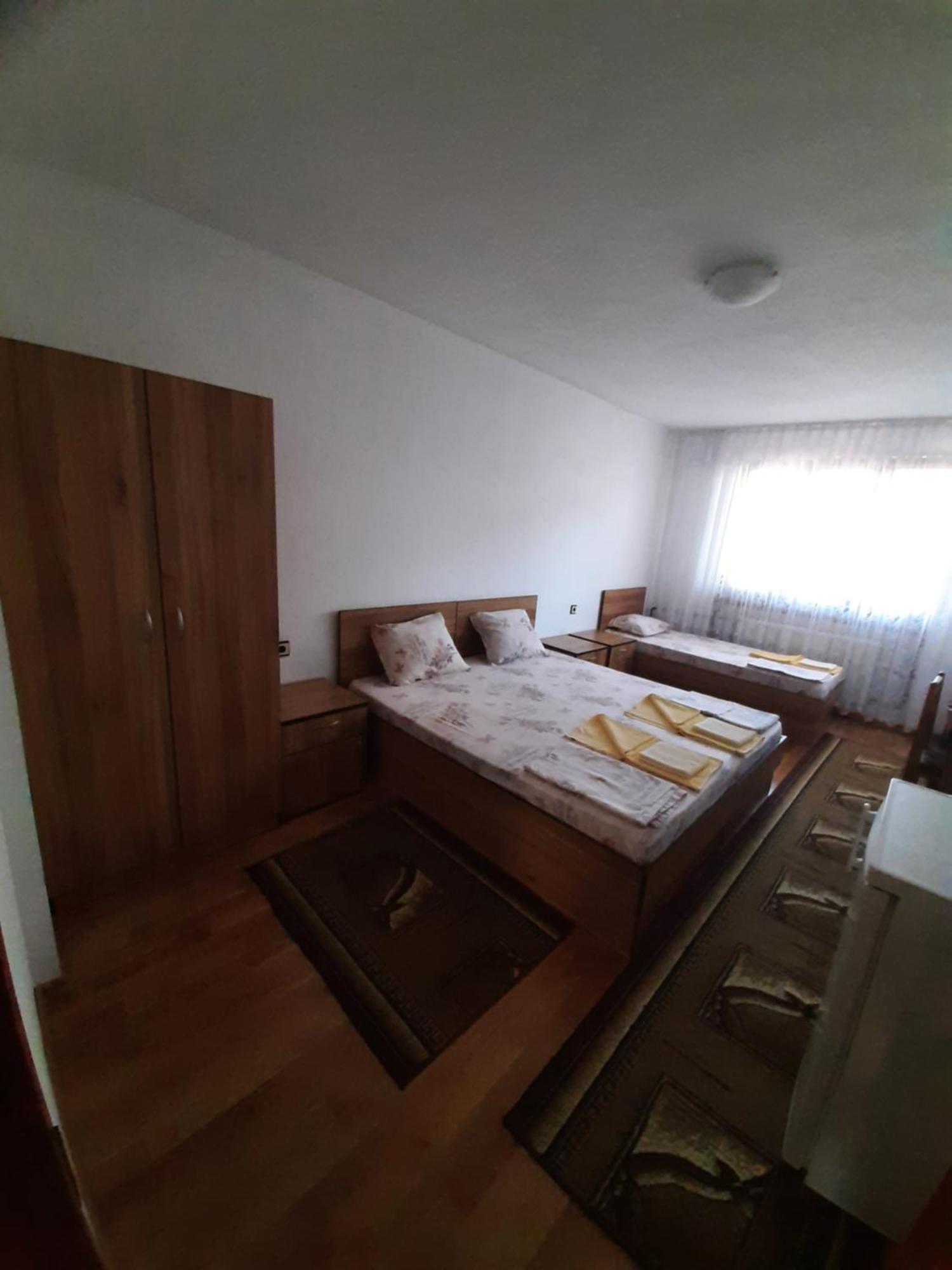 Къща За Гости Петрови Primorsko Oda fotoğraf